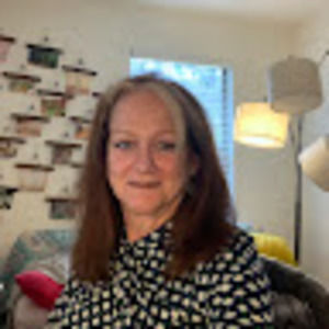 Meet your Posher, Suzanne